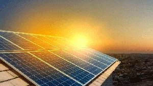 Electricidad industrial a base de energía solar 