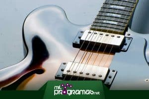 6 Mejores Programas Para Tocar La Guitarra Eléctrica En El Ordenador
