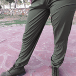 Como Combinar Un Pantalon Militar De Mujer Con Tenis