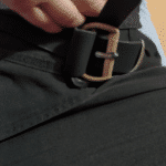 Cómo hacer un agujero en un cinturón con facilidad.