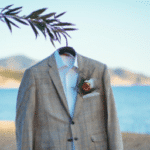 Ideas para vestir en una boda celebrada en la playa.